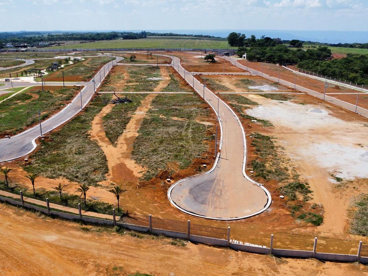 Obra em acompanhamento, vista aérea